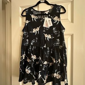 Lularoe Eliana tiered top , new with tags .